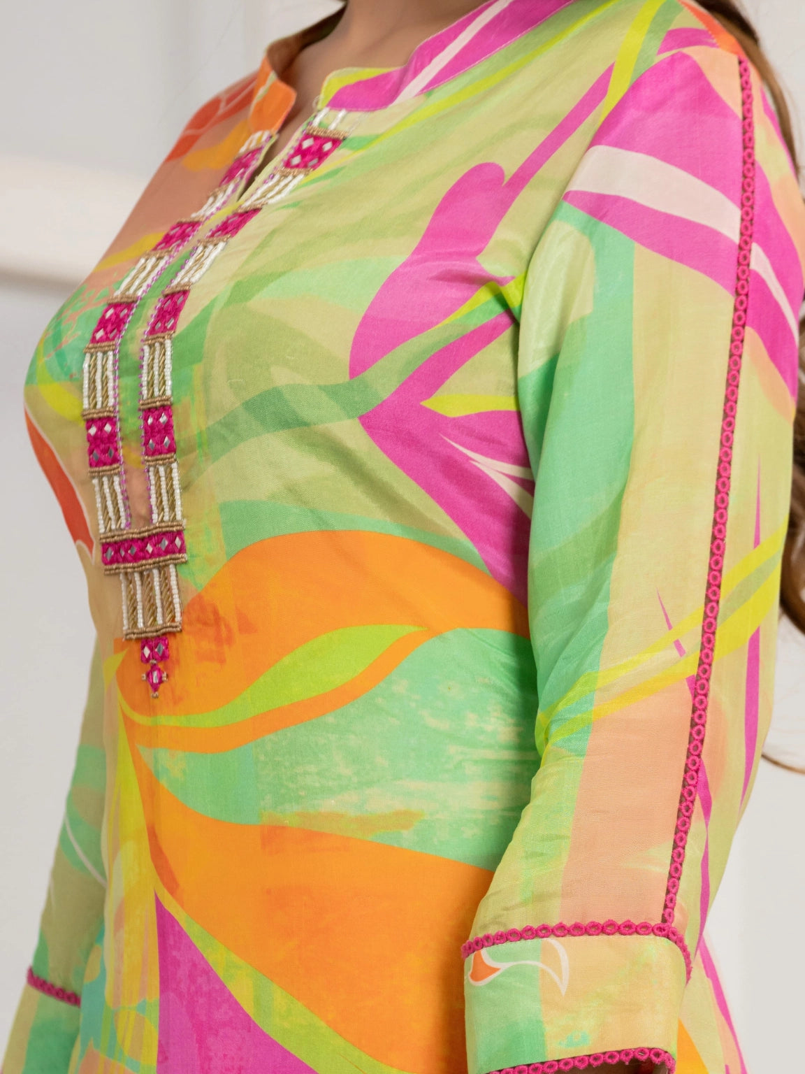 Multicolor Kurti with Pink Afghani Crepe Silk Ethnic Set