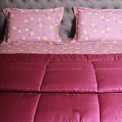 Maroon Majesty Comforter