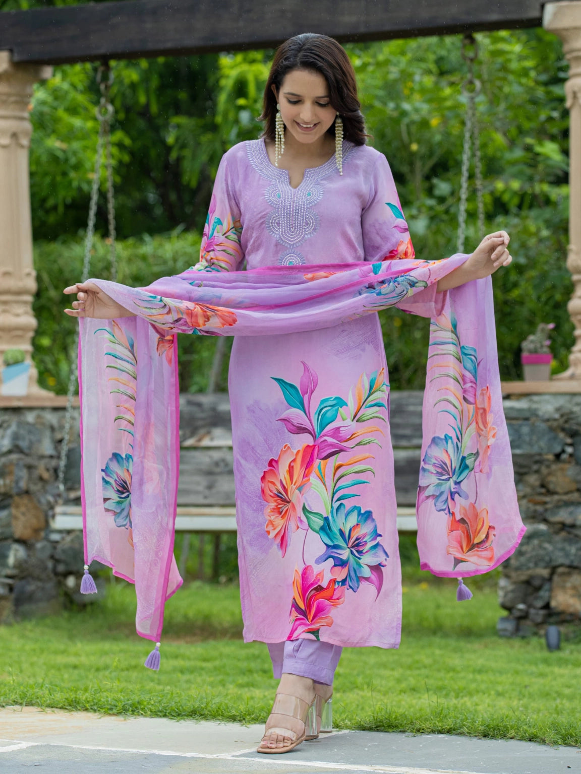 Lavender Crepe Silk Kurta Pant Dupatta Set